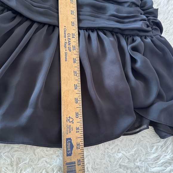 💥SOLD $25💥 RAMY BROOK Mini Dress M Black Ruched Feminine Sexy Goth Babydoll - Picture 10 of 11